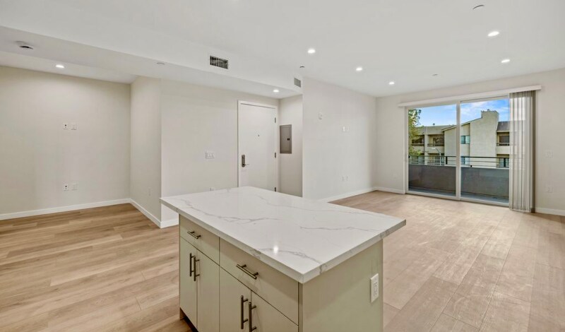Foto principal - 423 Oak St