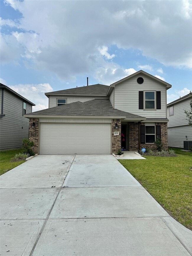 Building Photo - 4231 Tulip Oak Dr