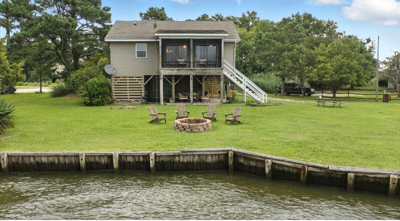 Foto principal - 116 Mistletoe Ln