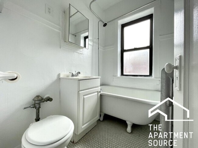 Foto del edificio - 3314 W Schubert Ave