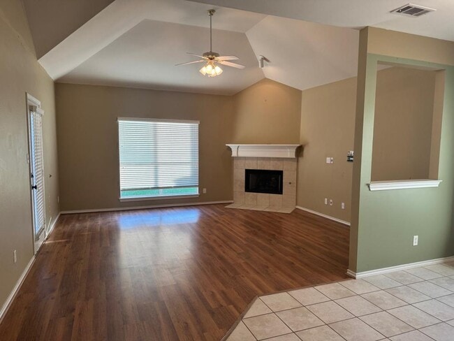 Photo - 1535 Steamboat Trail House