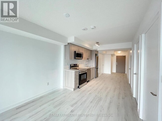 Building Photo - 1010 Sandy Beach Rd