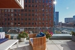Building Photo - 135 Seaport Blvd