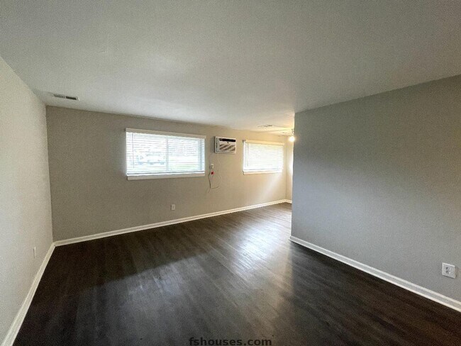 Foto del edificio - Warren Park 1 Bedroom Apartment