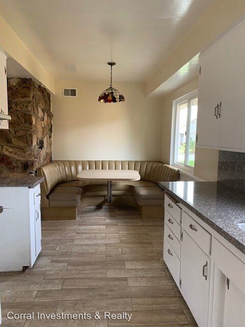 Foto del edificio - 4 br, 2 bath House - 610 N. Eileen Ave