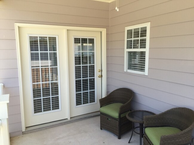 Building Photo - 522 Lionshead Rd