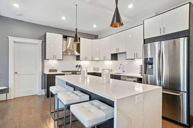 Shared kitchen - 20 Lincoln Ave