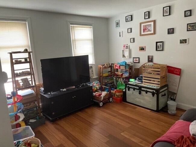 Foto del edificio - 103 Addison St