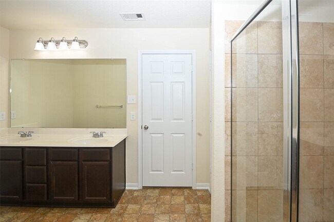 Foto del edificio - 14910 Hope Hills Ln