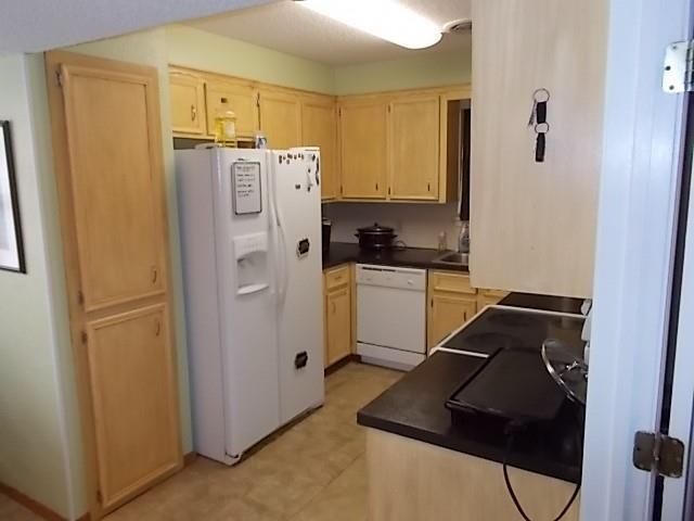 Foto del edificio - 5233 Deerwood Ln