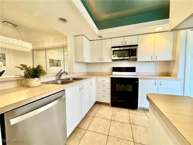 Foto del edificio - 7340 Glenmoor Ln