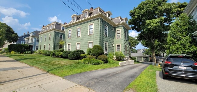 Building Photo - 259 Lafayette St