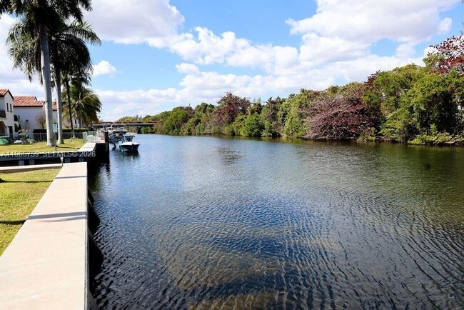 Foto del edificio - 2948 Hidden Harbour Ct