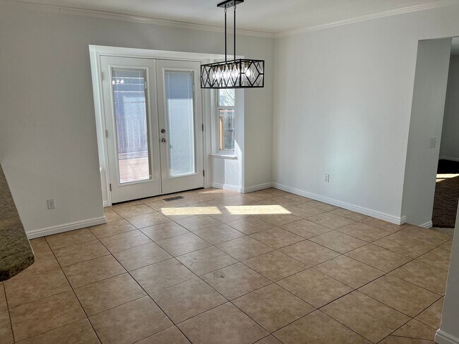 Building Photo - Lovely home for rent in Provo
