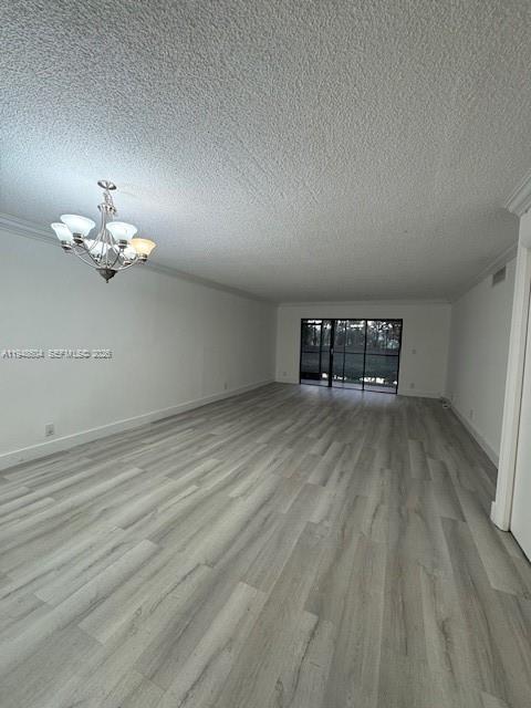 Foto del edificio - 321 Lakeview Dr