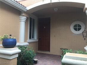 Building Photo - 3293 Antica St