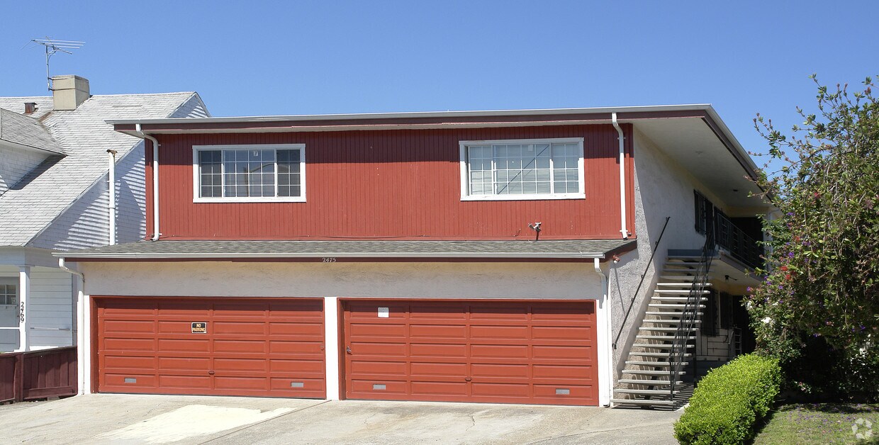 Building Photo - 2475 Coolidge Ave