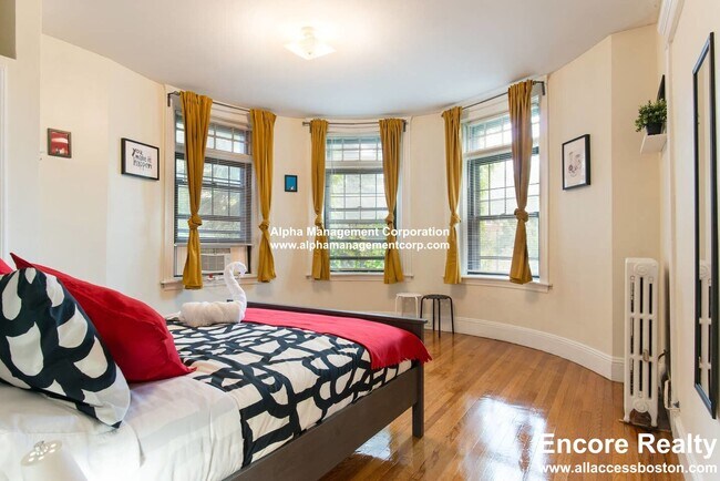 Foto del edificio - 1249 Beacon St