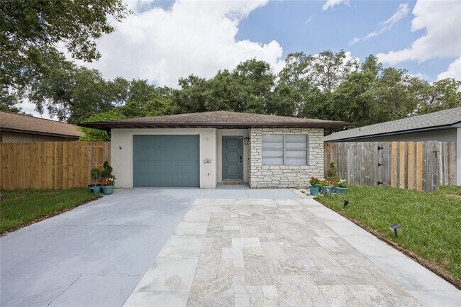Foto del edificio - 536 Hibiscus Way