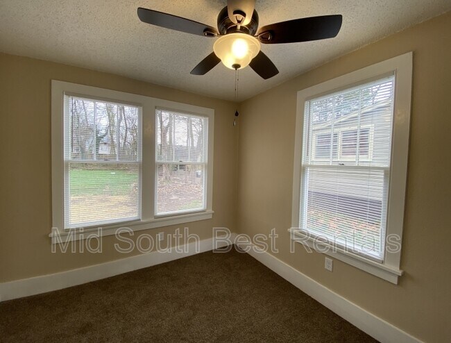 Foto del edificio - 921 S Brown St