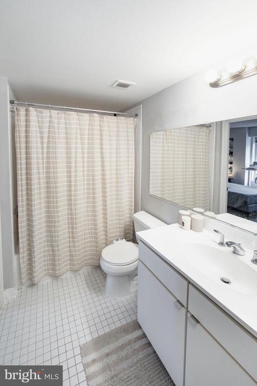 Foto del edificio - 1225 13th St NW
