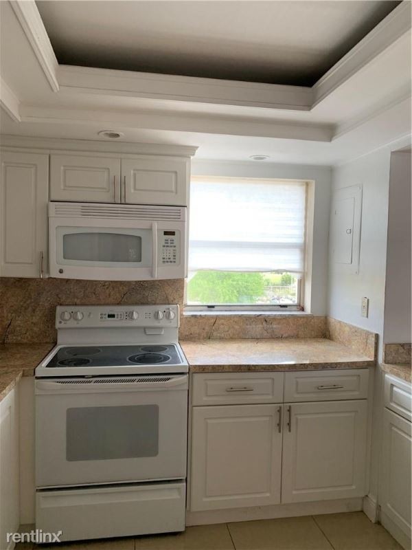 Foto del edificio - 9190 Fontainebleau Blvd