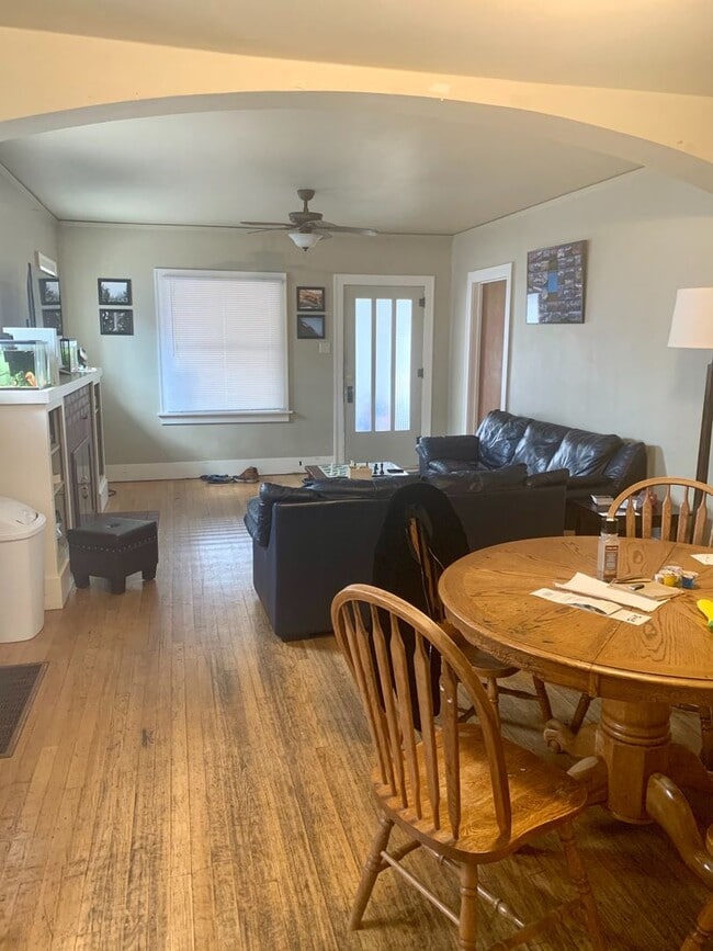 Building Photo - 1716 7th Ave