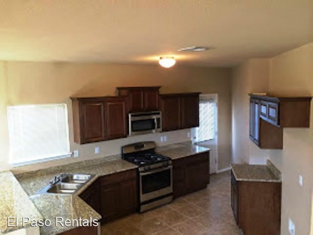 Foto del edificio - 3 br, 2.5 bath House - 12255 Gaudi Way