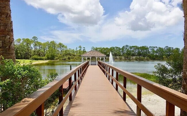 Building Photo - 1878 Tarpon Bay Dr S