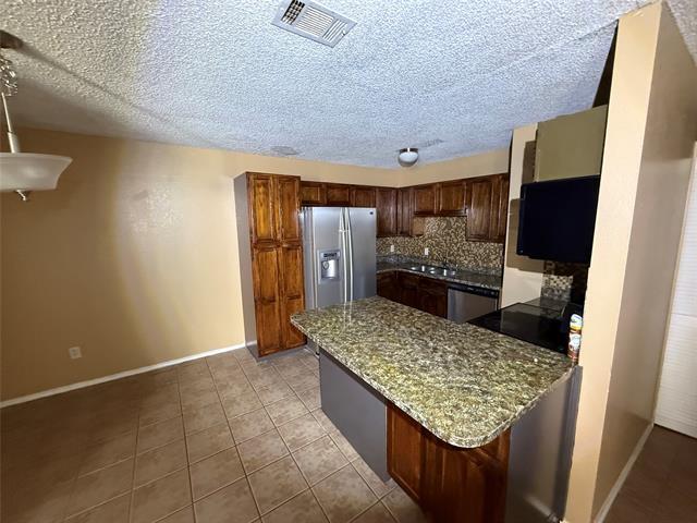 Foto del edificio - 4316 Elliott Oaks Dr