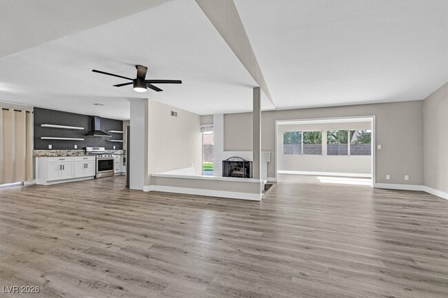 Building Photo - 3849 Boca Chica Ave