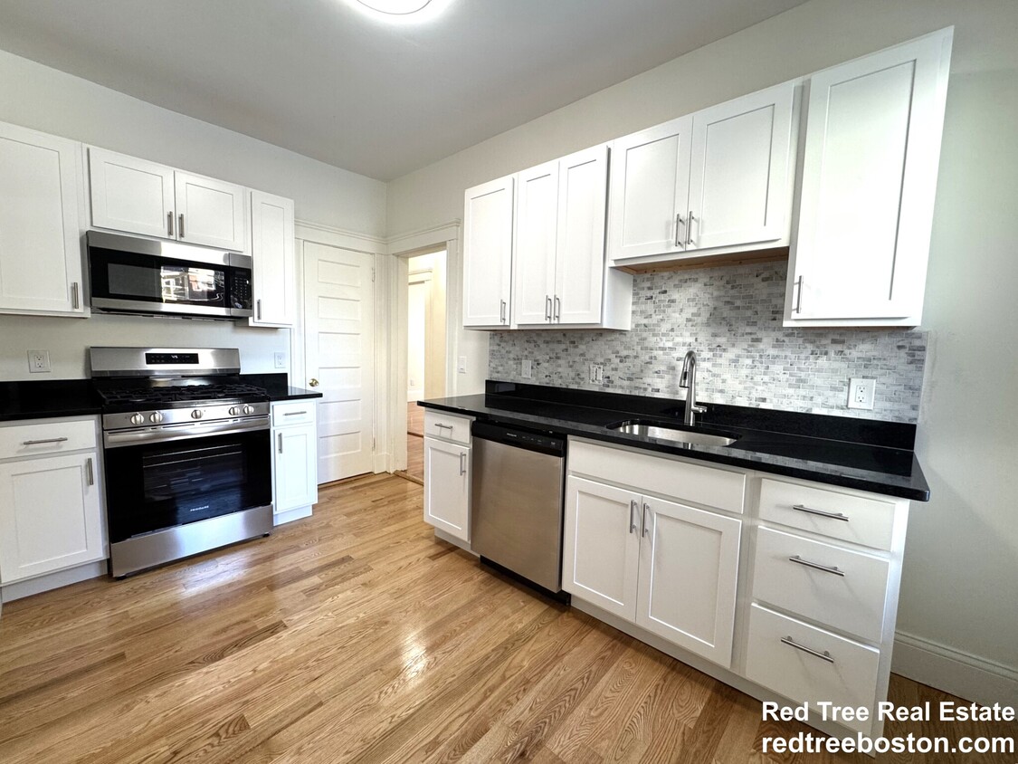 Foto principal - 48 Spring Park Ave