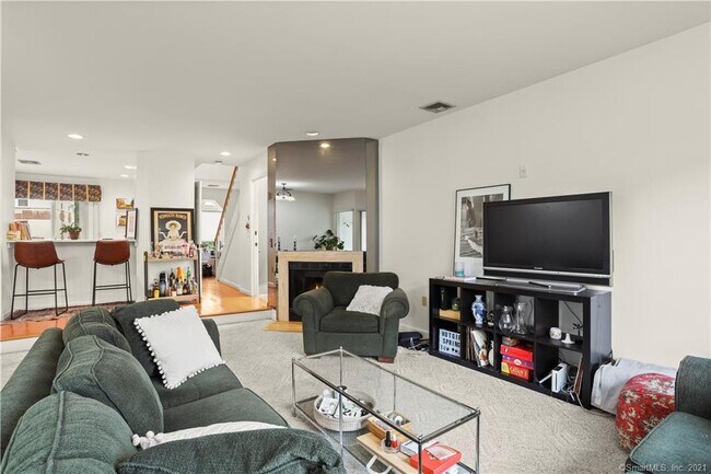 Foto del edificio - 1900 Summer St