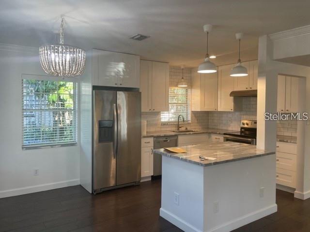 Foto del edificio - 918 Golfview St