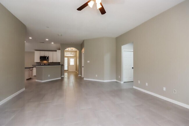 Building Photo - 174 Merryweather Pl