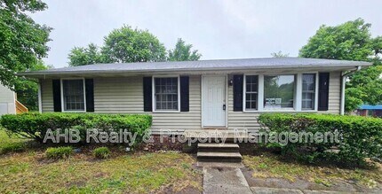 Building Photo - 615 Elmira St