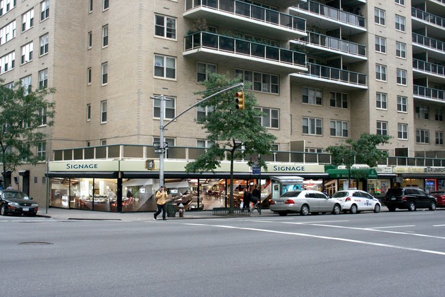 Building Photo - New York Towers