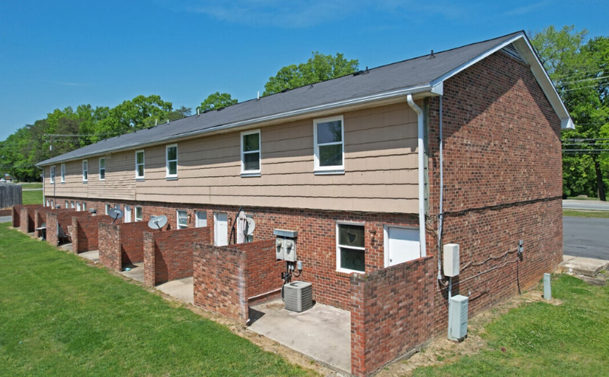 Building Photo - Cozy Greensboro Homes with Modern Amenities