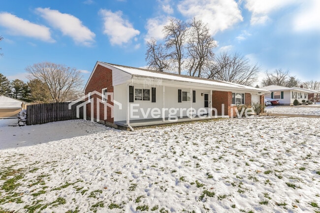 Foto del edificio - 804 Fallview Ave