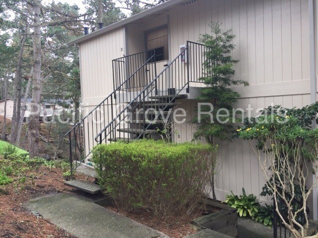 Building Photo - 250 Forest Ridge Rd