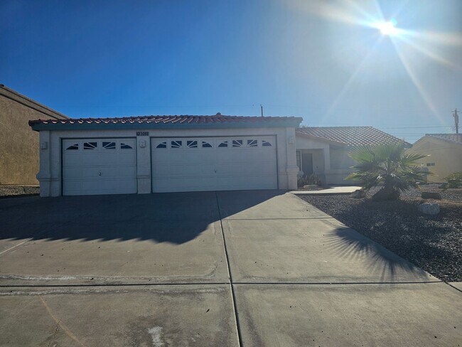 Foto del edificio - Unfurnished Long Term Pool & Spa