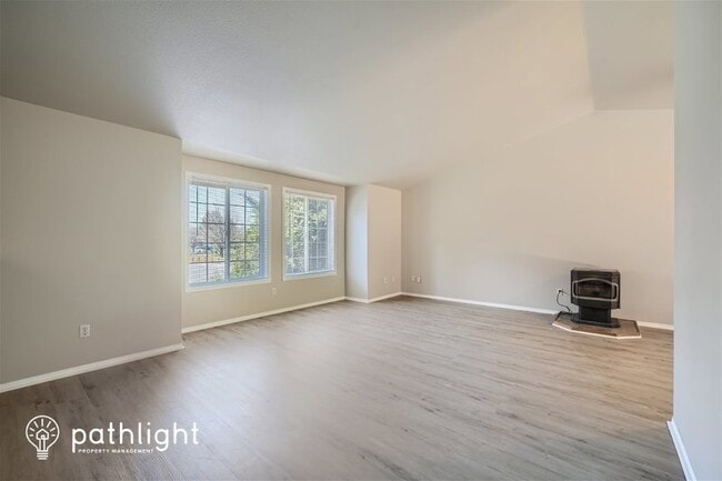 Foto del edificio - 21715 46th Avenue East, Spanaway, WA, 98387