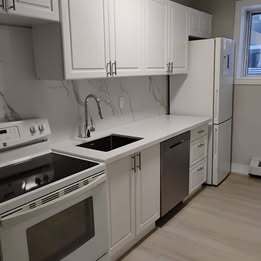 Building Photo - Parkview Manor