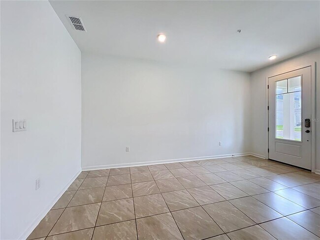 Foto del edificio - 9848 Walkway Dr