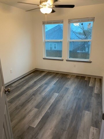 Foto del edificio - 8105 Corinth St