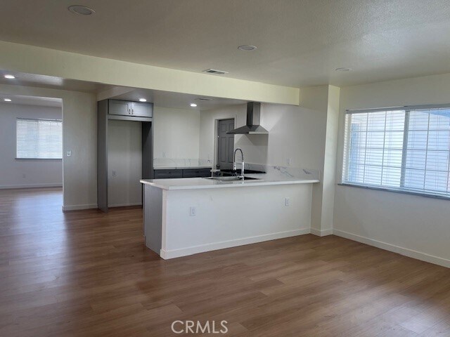 Foto del edificio - 845 N Imperial Ave