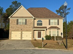 Building Photo - 2307 Trinity Cir