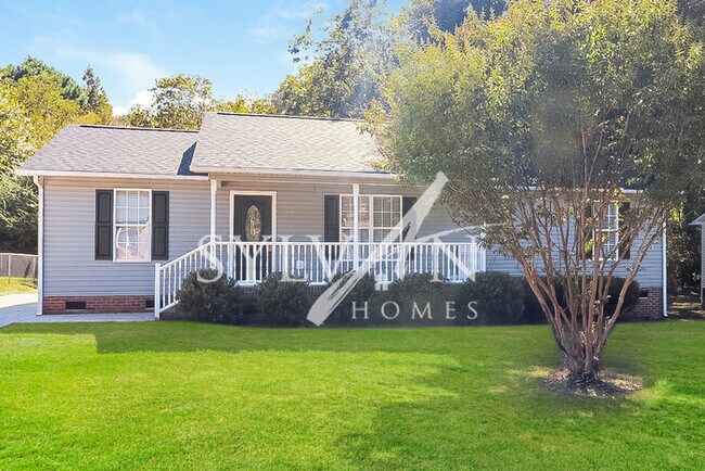 Building Photo - This cute 3BR, 2BA home is move-in ready