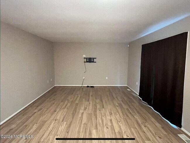 Foto del edificio - 113 Greenwood Ln