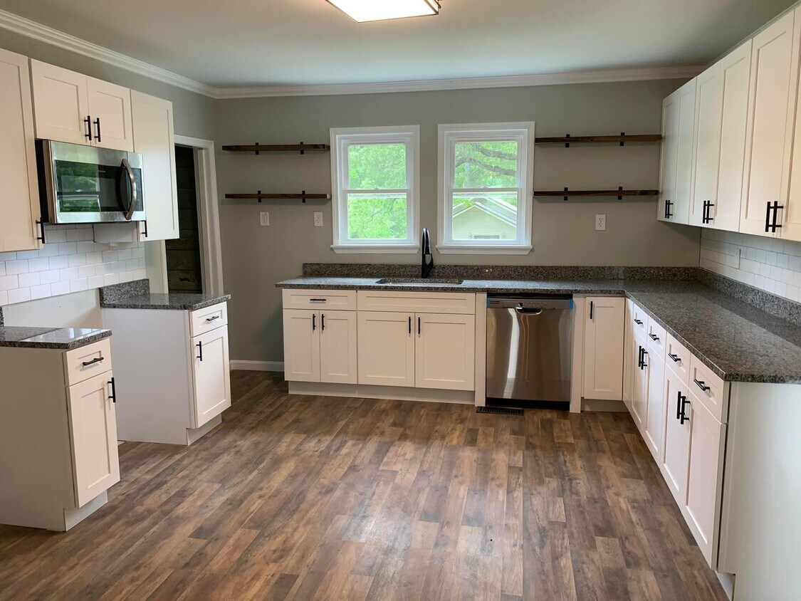 1410 3rd Ave SE, Cullman, AL 35055